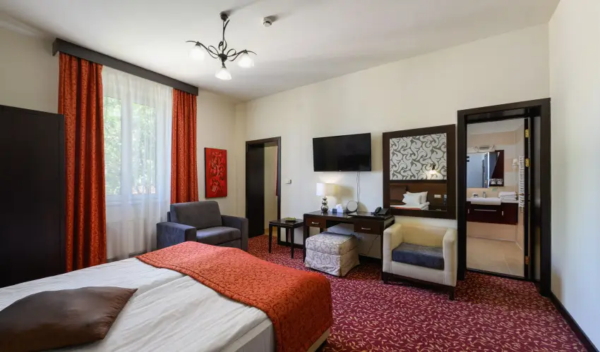 Hotel Aurum Hajdszoboszl - Szilveszter - teljes elrefizetssel (min. 3 j)