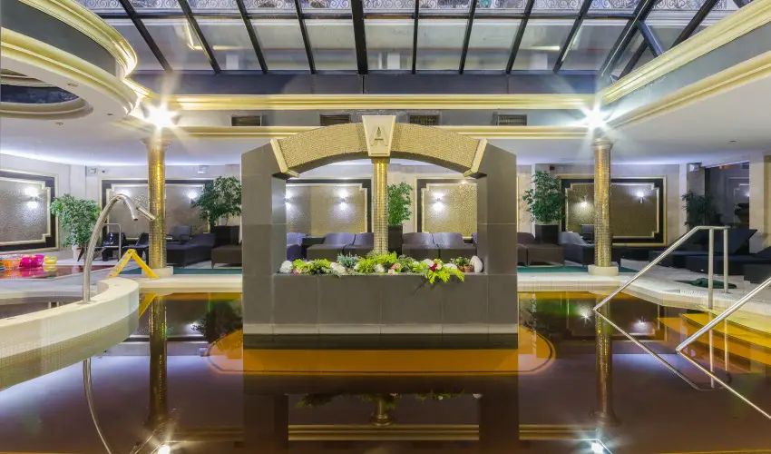 Hotel Aurum Hajdszoboszl - Szilveszter - teljes elrefizetssel (min. 3 j)