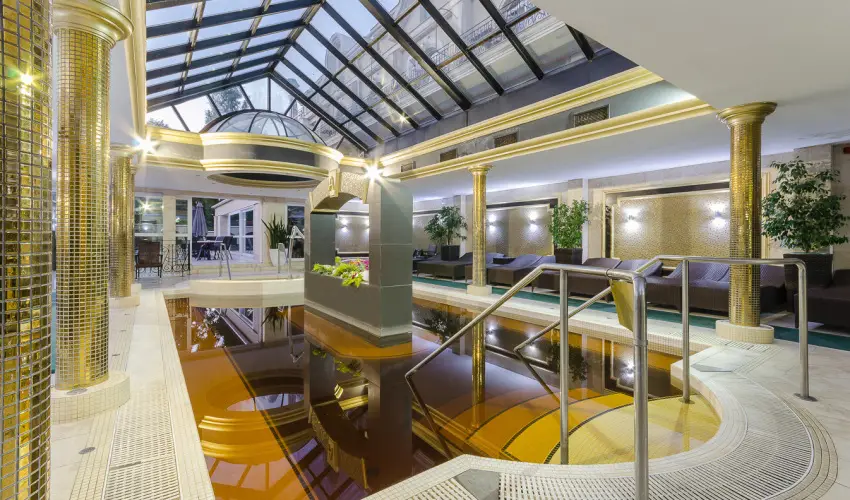 Hotel Aurum Hajdszoboszl - Szilveszter - teljes elrefizetssel (min. 3 j)