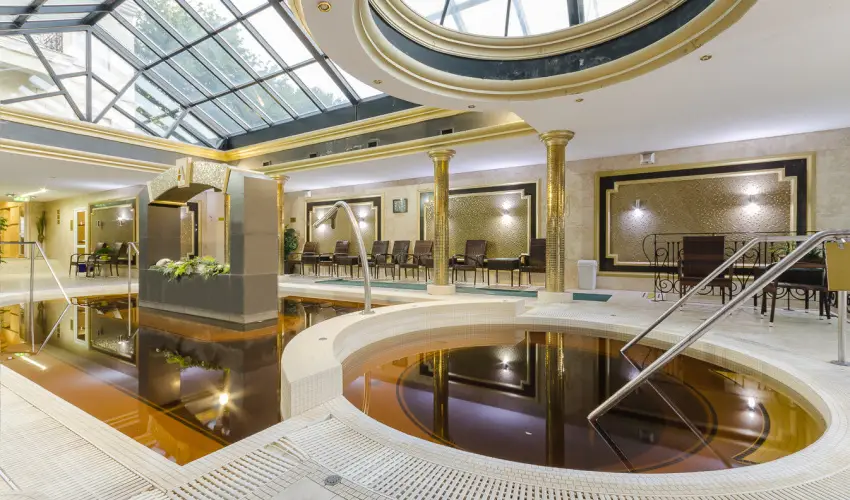 Hotel Aurum Hajdszoboszl - Szilveszter - teljes elrefizetssel (min. 3 j)