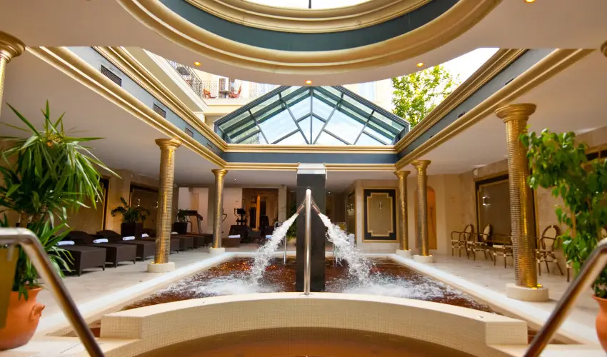 Hotel Aurum Hajdszoboszl - Szilveszter - teljes elrefizetssel (min. 3 j)