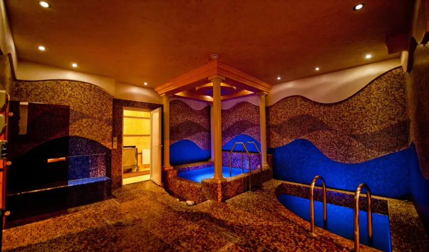 Hotel Aurum Hajdszoboszl - Szilveszter - teljes elrefizetssel (min. 3 j)