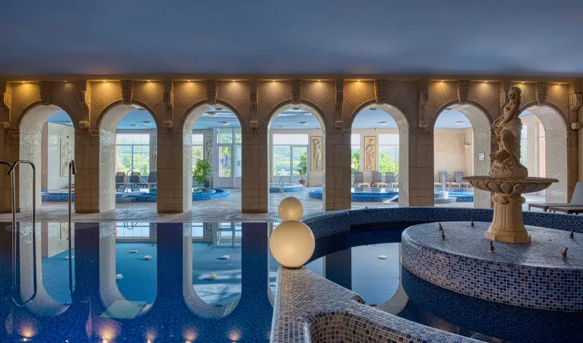 Hotel Bellevue Esztergom - Szilveszter (min. 3 �j)