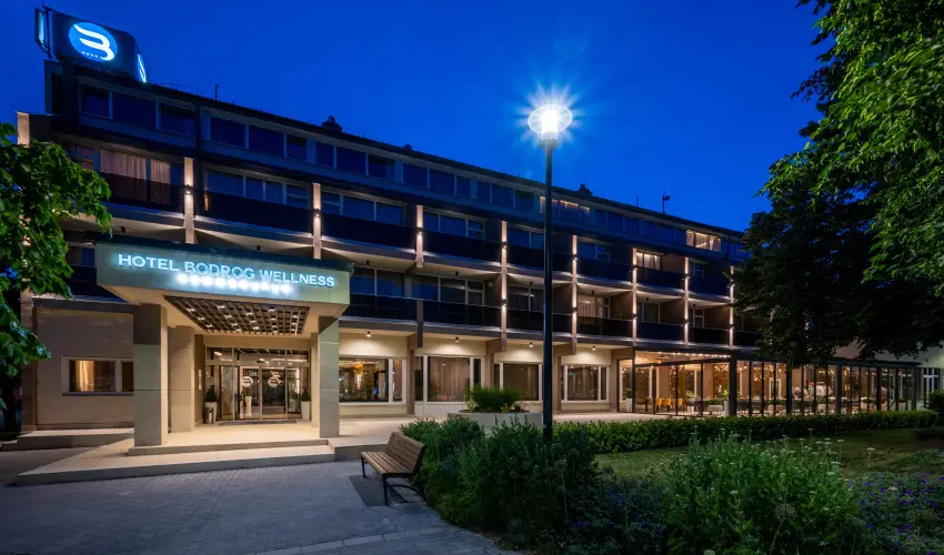 Hotel Bodrog Wellness & Elix Spa S�rospatak - Szilveszter (min. 3 �j)