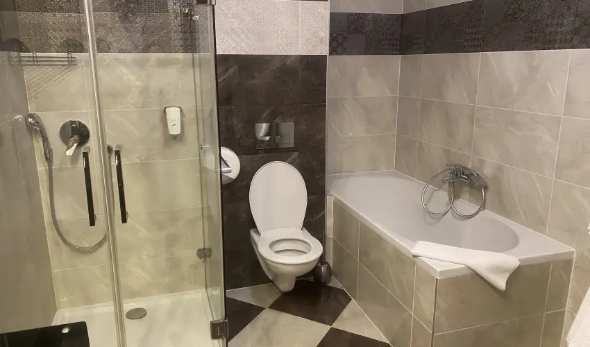 Hotel Capitulum Gyr - Szilveszter (min. 2 j)