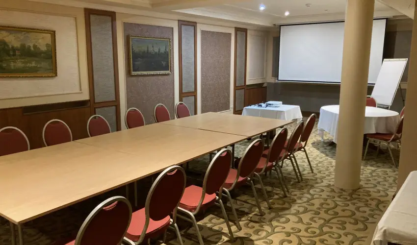 Hotel Capitulum Gyr - Szilveszter (min. 2 j)