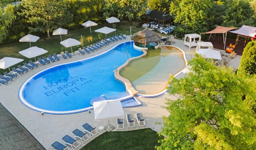 Hotel Eur�pa Fit H�v�z - Szilveszter (min. 3 �j)