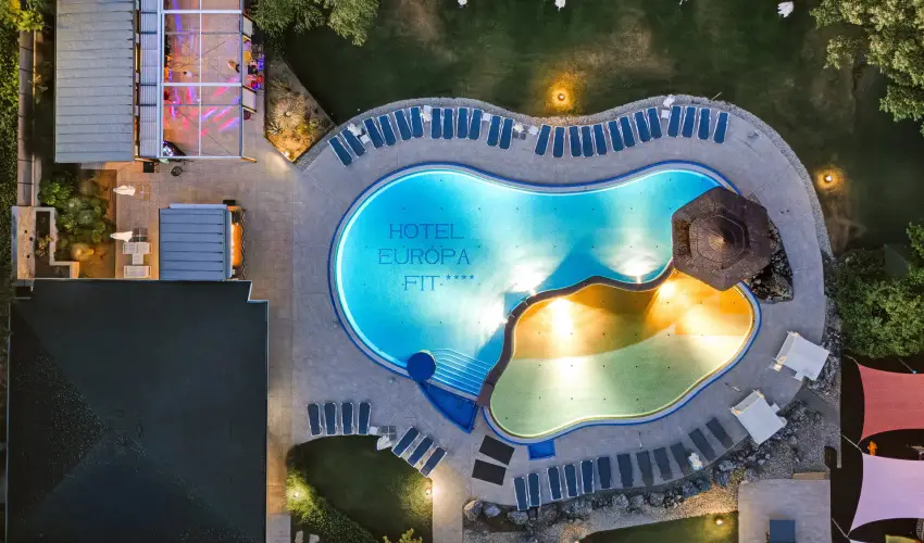 Hotel Eur�pa Fit H�v�z - Szilveszter (min. 3 �j)