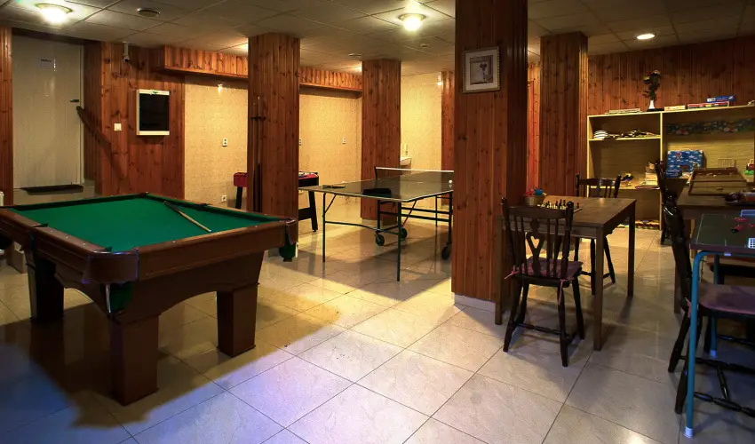 Hajnal Hotel Mez�k�vesd - Szilveszter