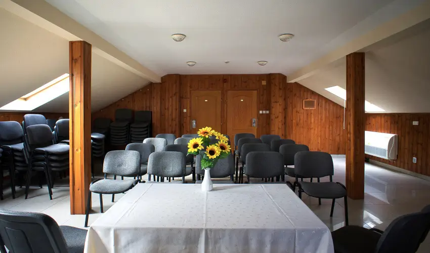 Hajnal Hotel Mez�k�vesd - Szilveszter