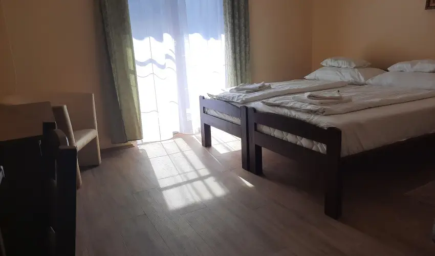 Hajnal Hotel Mez�k�vesd - Szilveszter