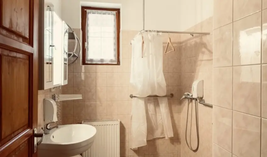 Hajnal Hotel Mez�k�vesd - Szilveszter (min. 3 �j)