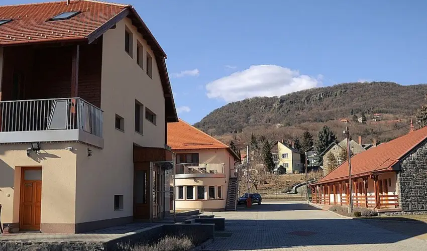 Hotel Halszkert Badacsony - Szilveszter (min. 3 j)