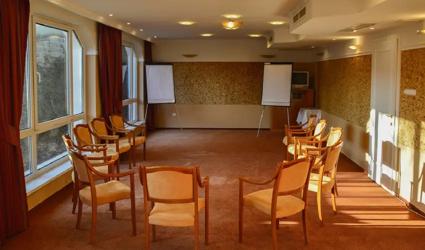 Hasik Hotel D�br�nte - Szilveszter (min. 2 �j)