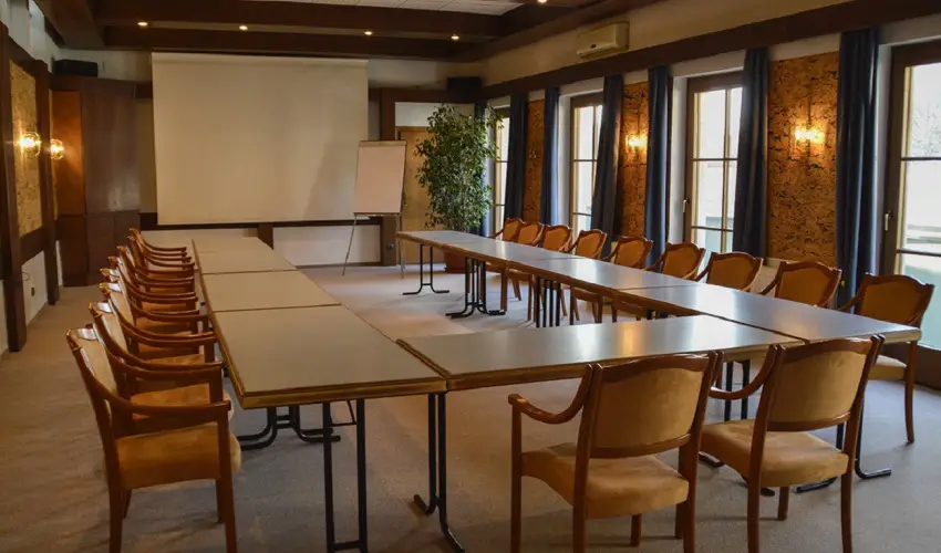 Hasik Hotel D�br�nte - Szilveszter (min. 2 �j)