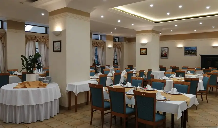 Hasik Hotel D�br�nte - Szilveszter (min. 2 �j)