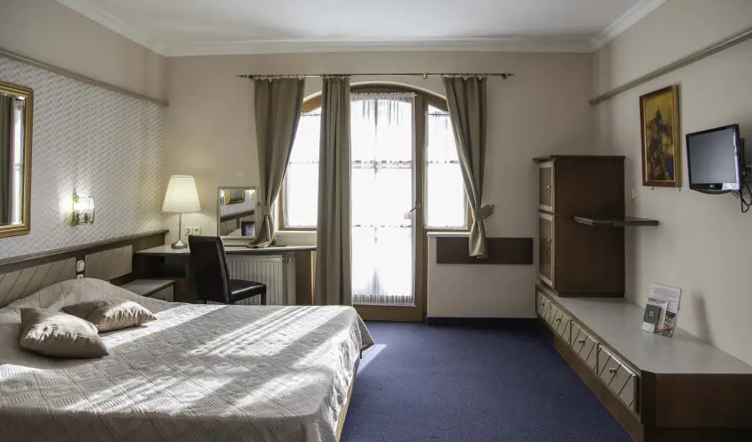 Hasik Hotel D�br�nte - Szilveszter (min. 2 �j)