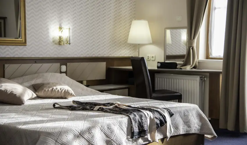 Hasik Hotel D�br�nte - Szilveszter (min. 2 �j)