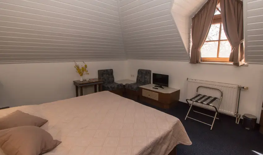 Hasik Hotel D�br�nte - Szilveszter (min. 2 �j)
