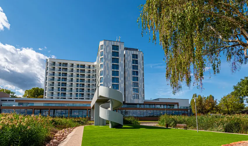 Hotel Helikon Keszthely - Szilveszter (min. 3 j)