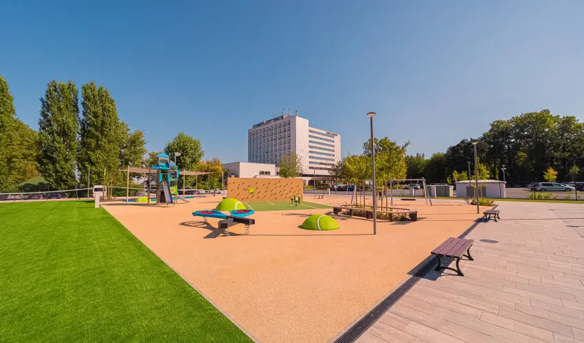 Hotel Helikon Keszthely - Szilveszter (min. 3 j)