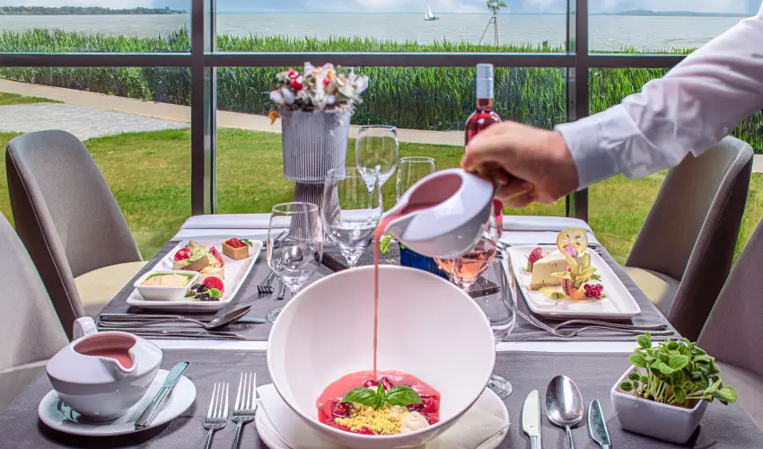 Hotel Helikon Keszthely - Szilveszter (min. 3 j)