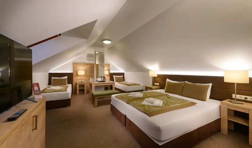 Hotel Honti Wellness �s Konferencia Sz�lloda Visegr�d - Szilveszter (min. 3 �j)