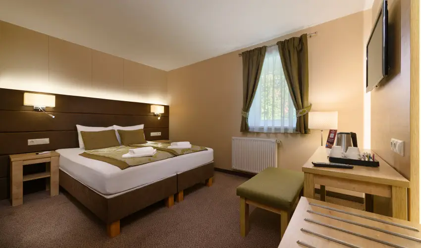 Hotel Honti Wellness �s Konferencia Sz�lloda Visegr�d - Szilveszter (min. 3 �j)