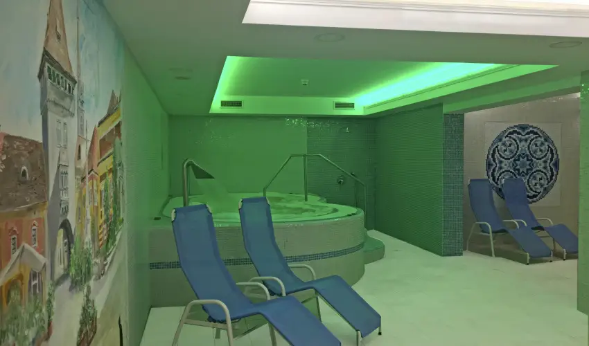 Hotel rottk Kszeg - Szilveszteri kavalkd (min. 2 j)