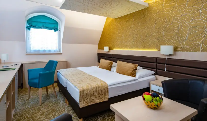 Hotel Kiss Tata - Szilveszter (min. 2 j)