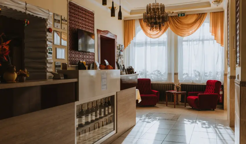 Hotel Korona Wellness, Rendezvny & Borhotel Eger Eger - Szilveszter (min. 3 j)