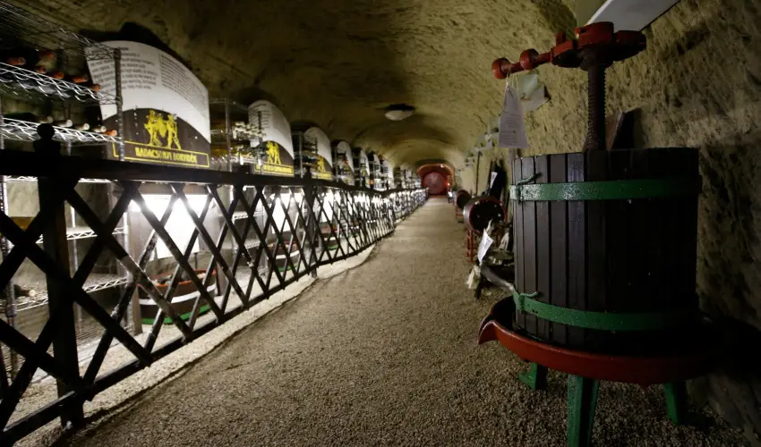 Hotel Korona Wellness, Rendezvny & Borhotel Eger Eger - Szilveszter (min. 3 j)