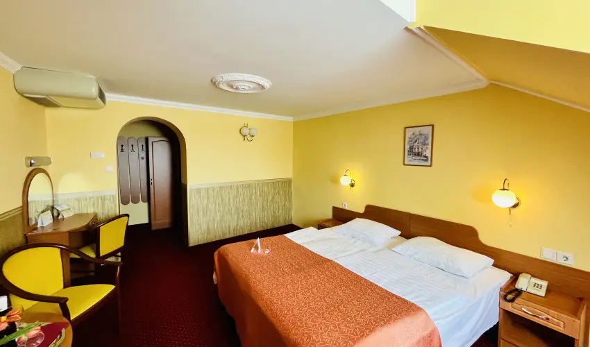 Hotel Korona Wellness, Rendezvny & Borhotel Eger Eger - Szilveszter (min. 3 j)