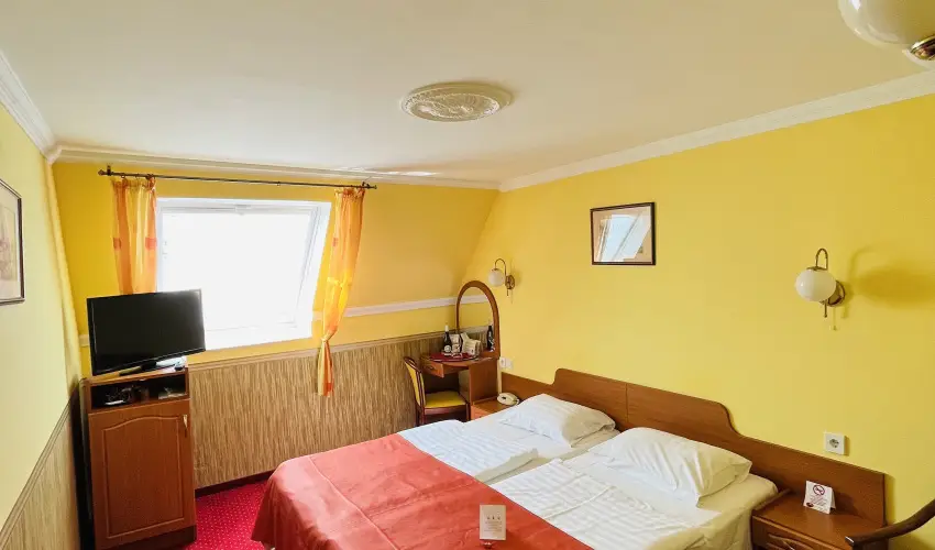 Hotel Korona Wellness, Rendezvny & Borhotel Eger Eger - Szilveszter (min. 3 j)