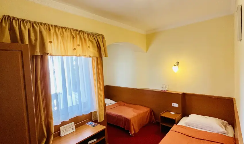 Hotel Korona Wellness, Rendezvny & Borhotel Eger Eger - Szilveszter (min. 3 j)