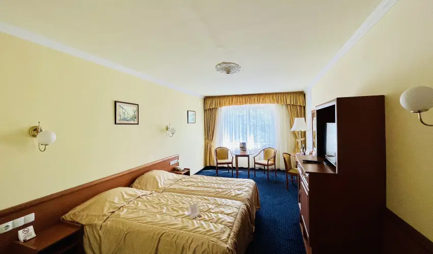 Hotel Korona Wellness, Rendezvny & Borhotel Eger Eger - Szilveszter (min. 3 j)