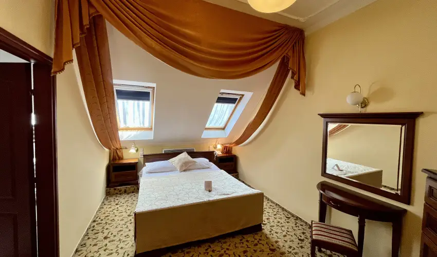 Hotel Korona Wellness, Rendezvny & Borhotel Eger Eger - Szilveszter (min. 3 j)