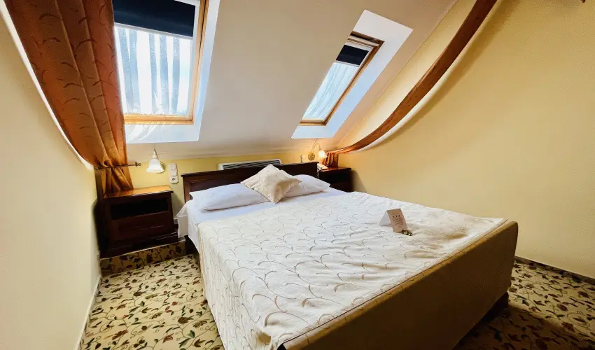 Hotel Korona Wellness, Rendezvny & Borhotel Eger Eger - Szilveszter (min. 3 j)