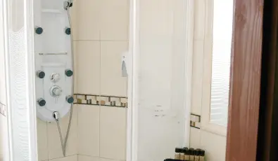 Hotel Korona Wellness, Rendezvny & Borhotel Eger Eger