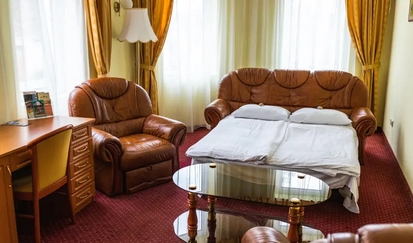 Hotel Korona Wellness, Rendezvny & Borhotel Eger Eger - Szilveszter (min. 3 j)