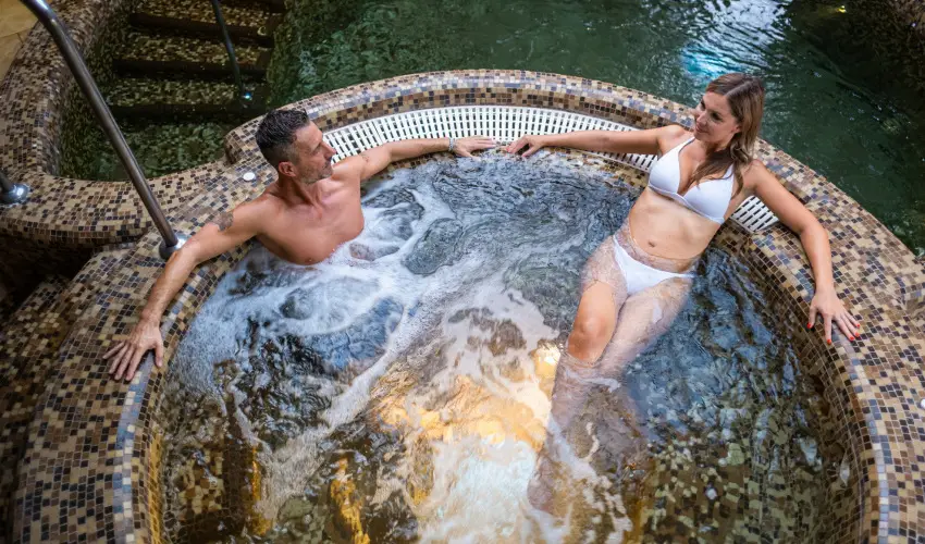 Hotel Laroba Als��rs - Szilveszter (min. 2 �j)
