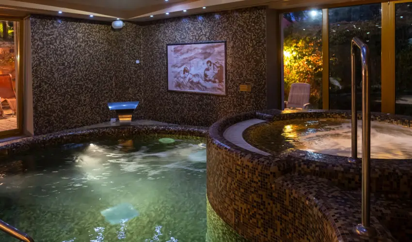 Hotel Laroba Als��rs - Szilveszter (min. 2 �j)