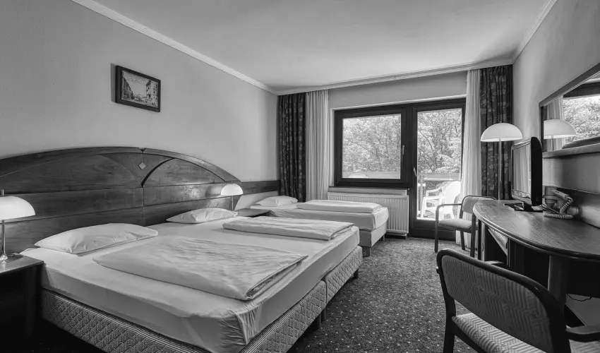 Hotel L�v�r Sopron - Szilveszter (min. 2 �j)