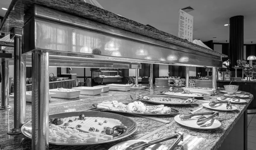 Hotel L�v�r Sopron - Szilveszter (min. 2 �j)