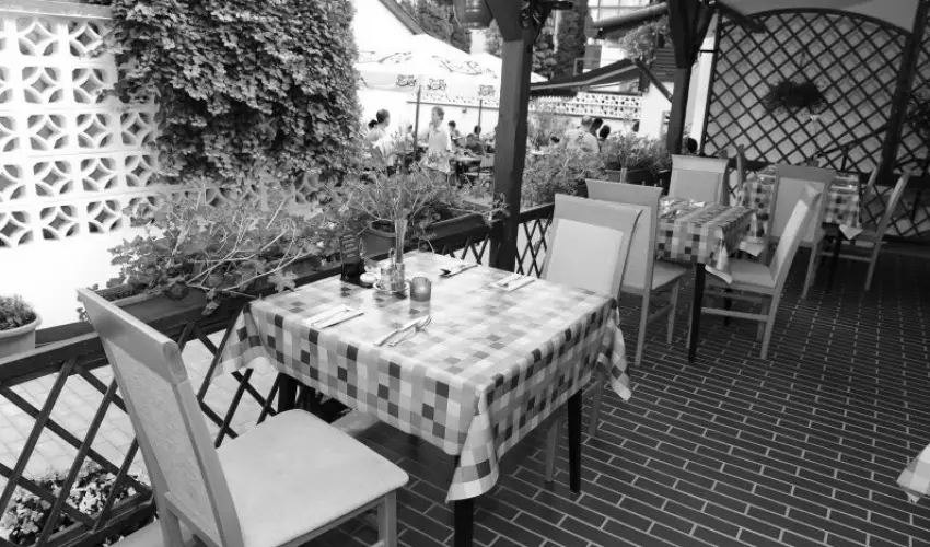 Park Hotel Minaret Eger - Kihagyhatatlan ��vb�cs�ztat� mulats�g f�lpanzi�val (min. 3 �j)
