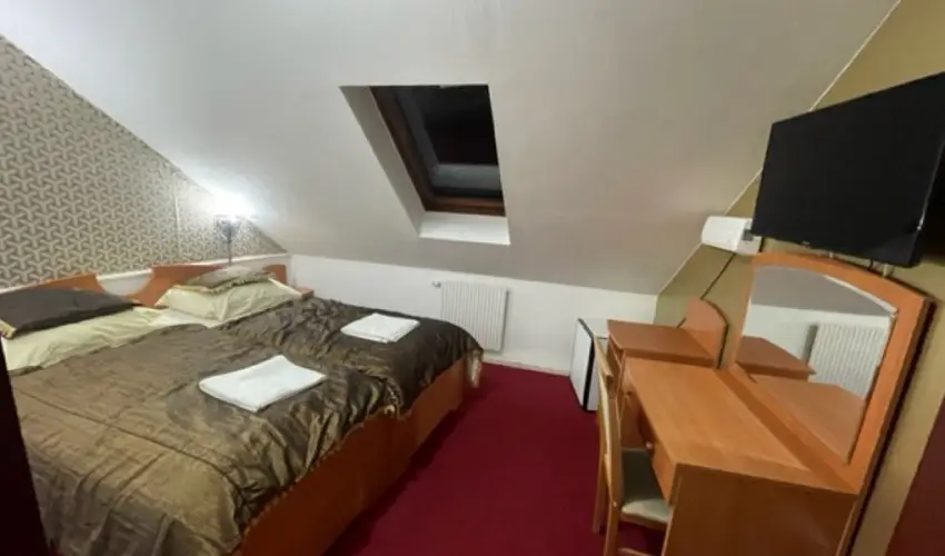 Park Hotel Minaret Eger - Kihagyhatatlan vbcsztat mulatsg flpanzival (min. 3 j)