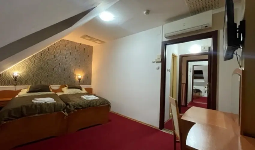 Park Hotel Minaret Eger - Kihagyhatatlan vbcsztat mulatsg flpanzival (min. 3 j)