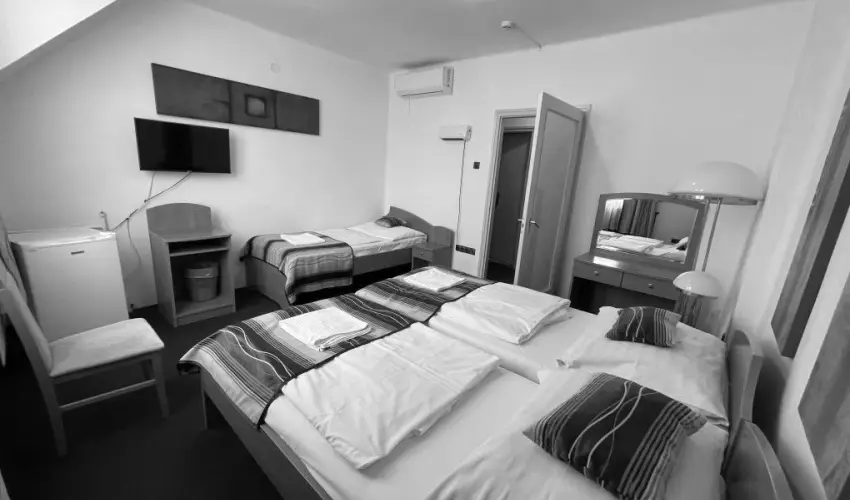 Park Hotel Minaret Eger - Kihagyhatatlan ��vb�cs�ztat� mulats�g f�lpanzi�val (min. 3 �j)