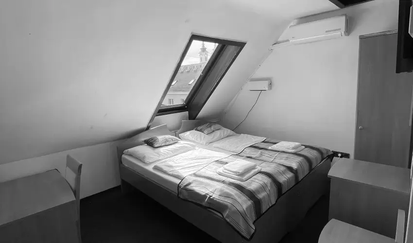 Park Hotel Minaret Eger - Kihagyhatatlan ��vb�cs�ztat� mulats�g f�lpanzi�val (min. 3 �j)
