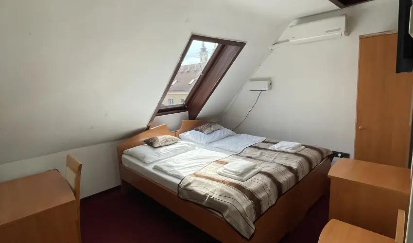 Park Hotel Minaret Eger - Kihagyhatatlan vbcsztat mulatsg flpanzival (min. 3 j)